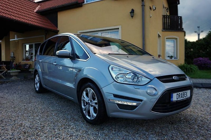Ford S-MAX (2014) TITANIUM 2,0 TDCI 103 kW - fotka 1 z 39