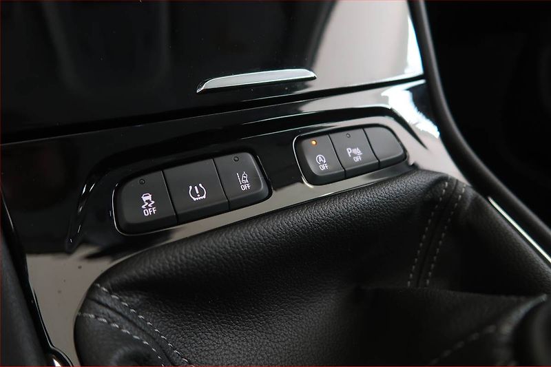 Opel Grandland X (2020) 1.2 Turbo, ČR,1.maj, Tempomat - fotka 13 z 17
