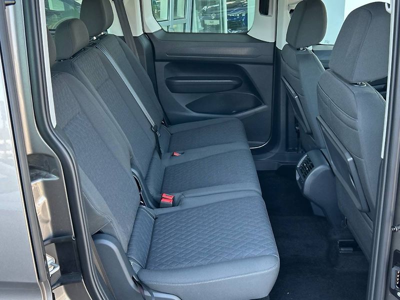 Volkswagen Caddy (2025) 1.5 TSI PHEV 6DSG Life - fotka 7 z 35