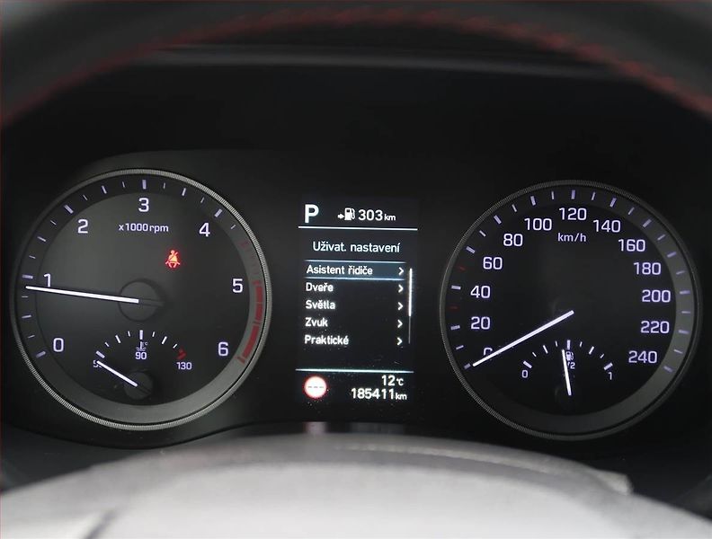 Hyundai Tucson (2019) N-Line 2.0 CRDi, 4X4, Automat - fotka 11 z 22