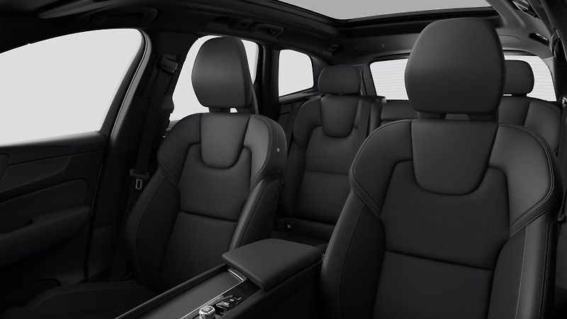 Volvo XC60 (2026) ULTRA BLACK EDITION, B5 AWD, 1 - fotka 12 z 12