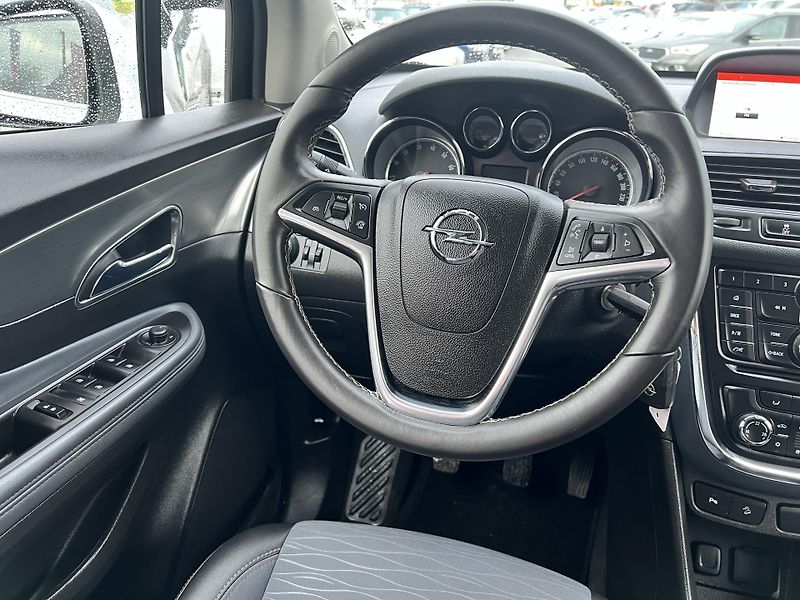Opel Mokka 1.4T COSMO 4x4 TEMPOMAT KLIMA - fotka 14 z 53