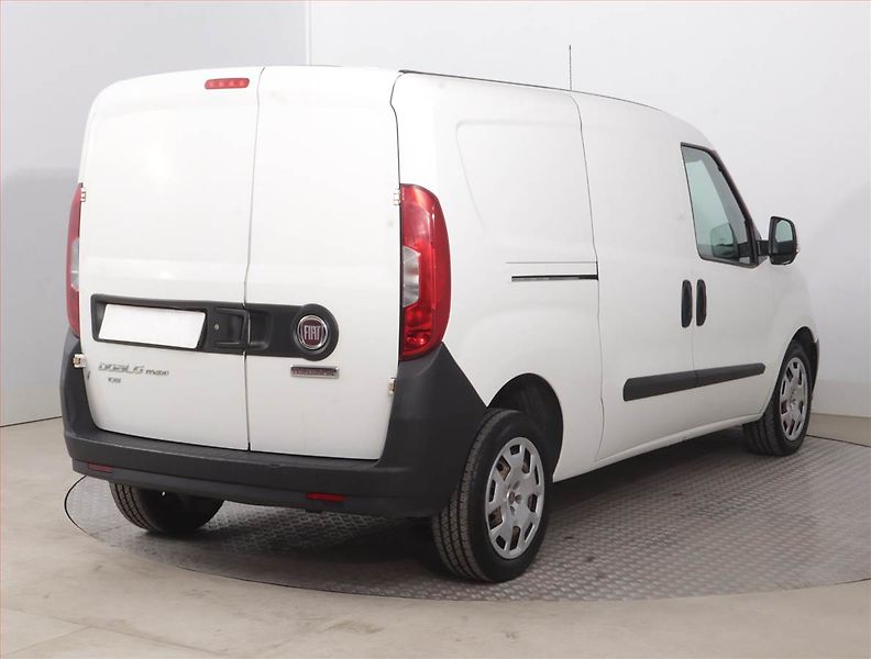 Fiat Dobló (2018) Maxi 1.6 MultiJet, ČR, 1Maj - fotka 5 z 15