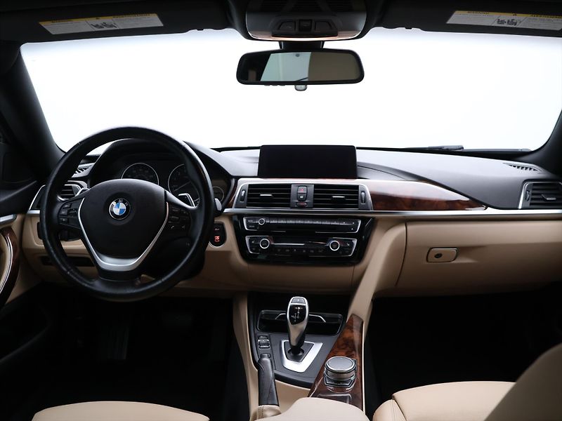 BMW Řada 4 2,0 30i 185kW Grand Coupe DPH - fotka 24 z 32