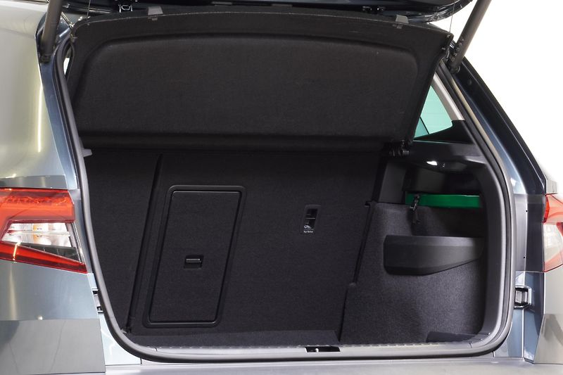Škoda Karoq 2.0TDI,4x4,DSG,ČR,1.MAJ,TAŽNÉ - fotka 9 z 36