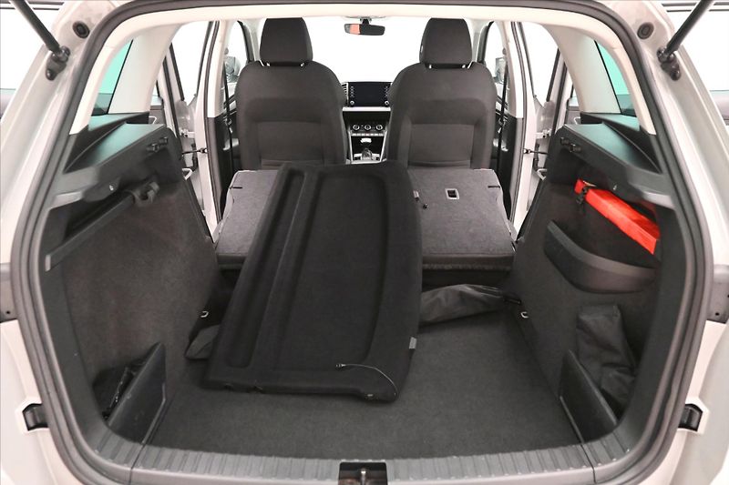 Škoda Karoq 2,0 TDI 110 kW 4x4 DSG Style Z - fotka 11 z 30