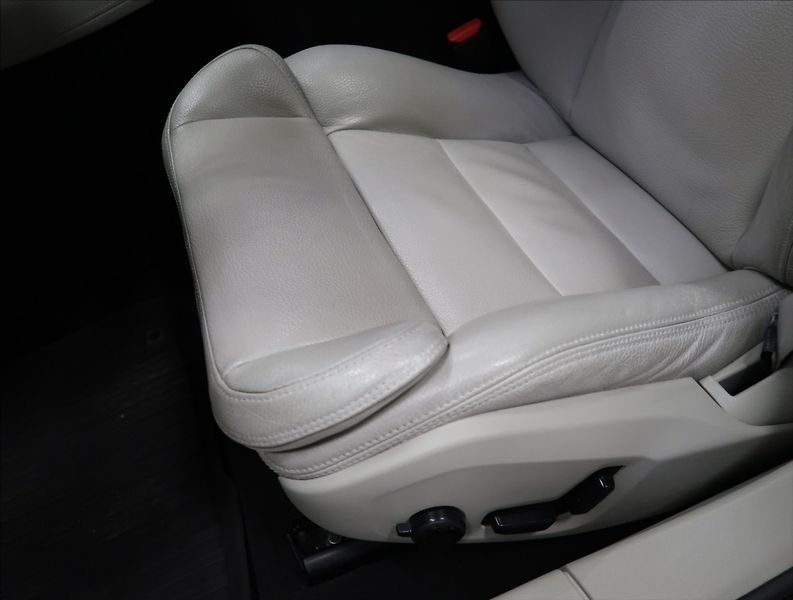 Volvo S90 2,0 D5 AWD INSCRIPTION - fotka 41 z 54