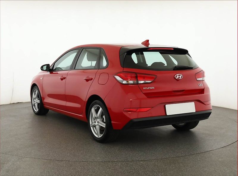 Hyundai i30 (2022) 1.0 T-GDI, Serv.kniha - fotka 4 z 16