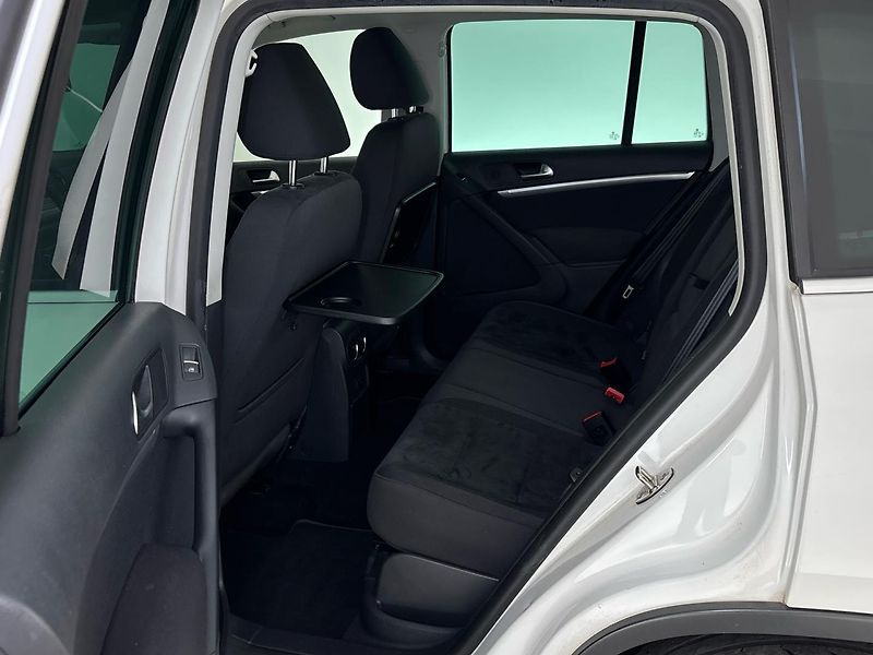 Volkswagen Tiguan Sport&Style 4MOT - fotka 8 z 27