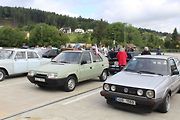 Na Centrální parkoviště P1 ve Skiareálu Ještěd se sjelo přes sedm desítek účastníků.