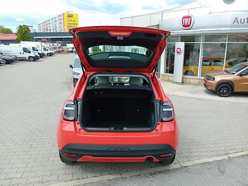 Fiat 600 (2026) 1,2TURBO HYBRID AT POP/IHNED/ - fotka 18 z 19