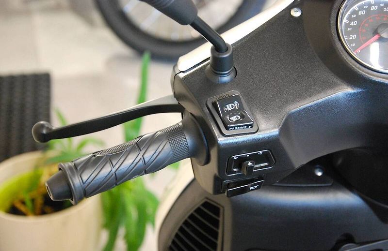 Keeway Logik 125 (2019) LOGIK 125i - stroj od nás, ser - fotka 10 z 20
