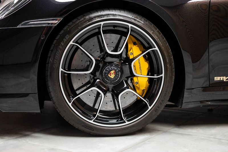 Porsche 911 992 TURBO*CERAMIC*APPR*PPF*ČR* - fotka 54 z 61