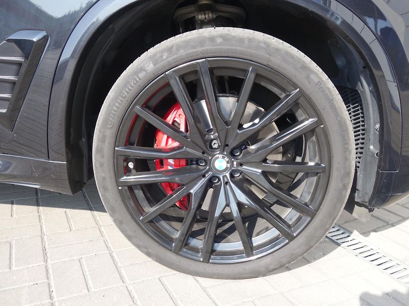 BMW X5 (2024) 40 d xDrive M Sport - fotka 18 z 20