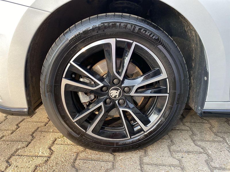 Škoda Fabia (2025) 1.0 TSI DSG Monte Carlo - fotka 29 z 33