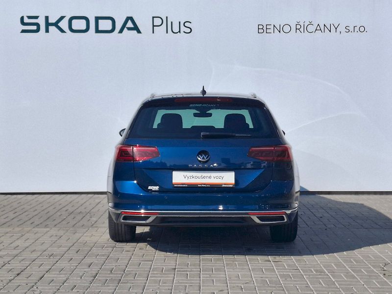 Volkswagen Passat (2023) Variant Elegance DSG 2,0TDi 11 - fotka 13 z 35