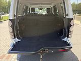 Land Rover Discovery 3,0 4 TDV6 HSE - náhled 23