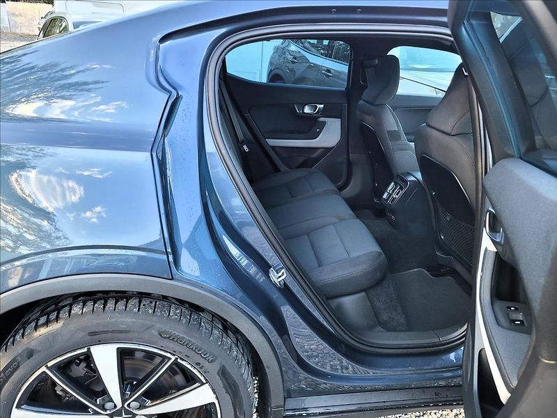 Polestar 2 0,0 Rezervace!300kw,AWD,matrix - fotka 16 z 49