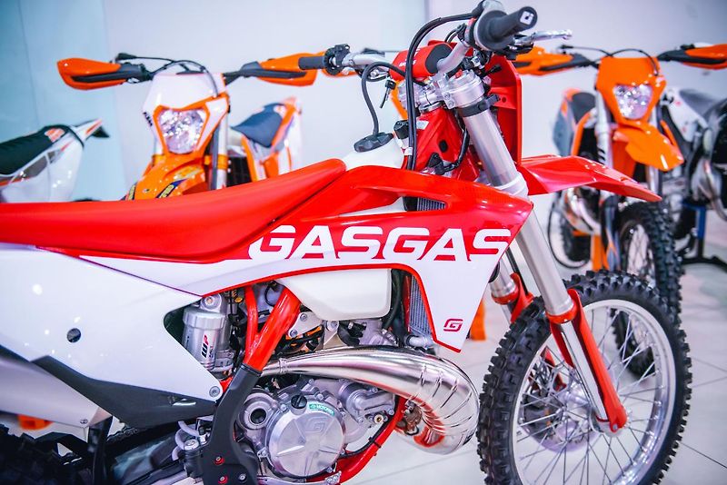 GASGAS EC 250 Racing (2022) EC 250 TPI 2T - fotka 46 z 49