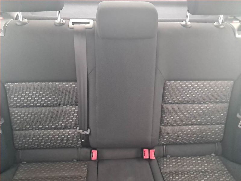 Škoda Octavia (2010) 1.6 TDI, Park. senzory - fotka 10 z 15