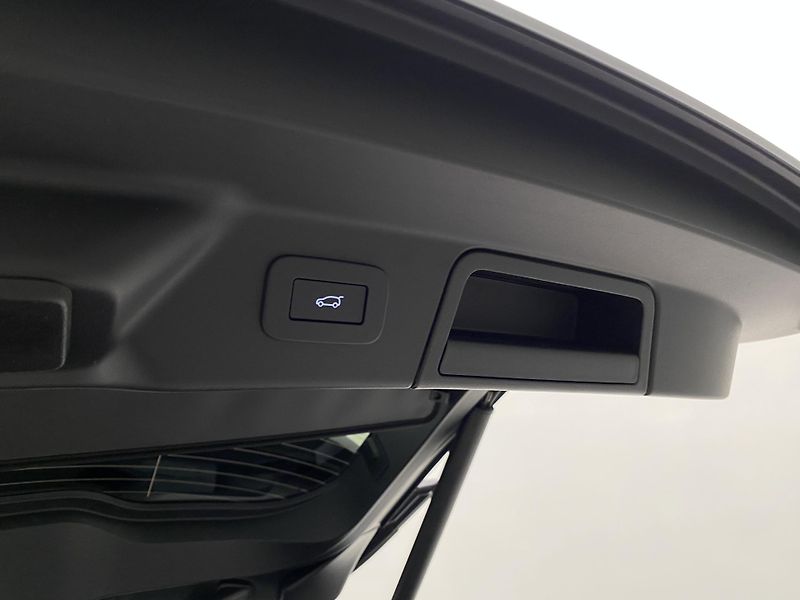 Land Rover Range Rover Velar (2026) D300 AUTOBIOGRAPHY AWD - fotka 66 z 68