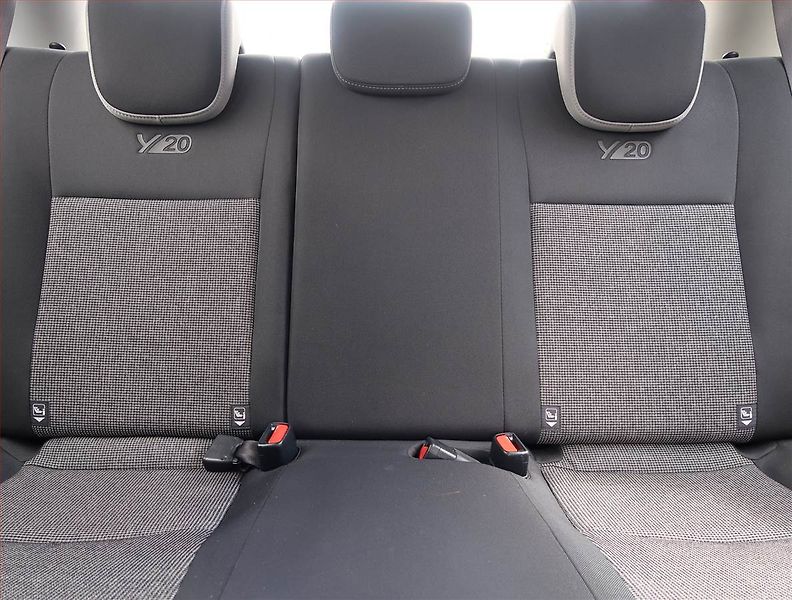 Toyota Yaris (2019) Y20 1.5 Dual VVT-i, Serv.kniha - fotka 10 z 19
