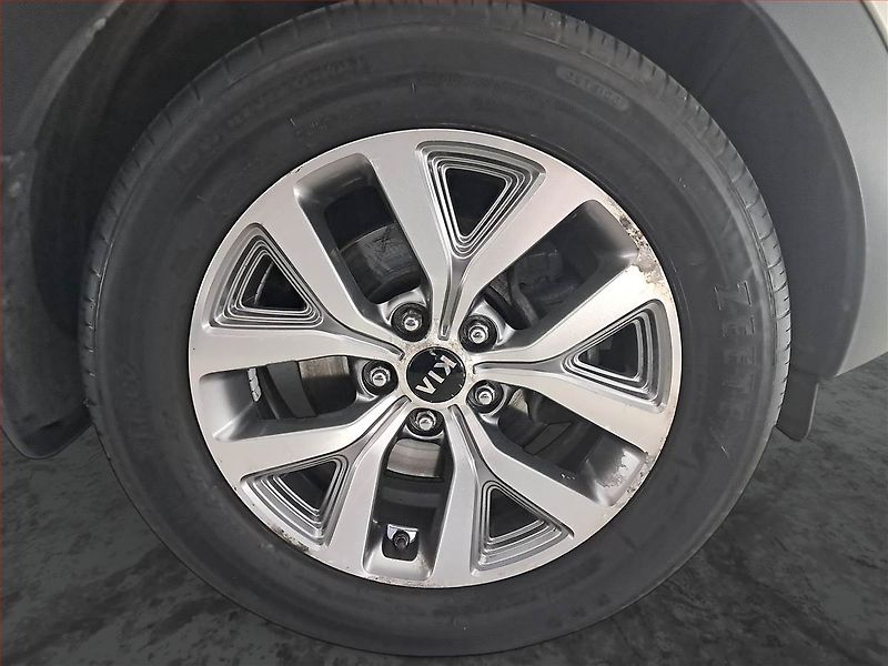 Kia Sportage (2015) 1.6 GDI, Tempomat - fotka 15 z 18