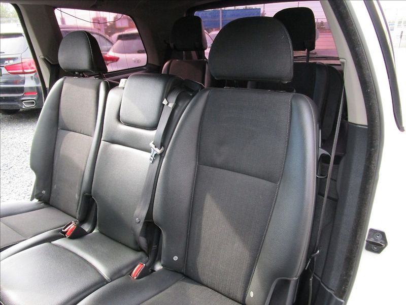 Volvo XC90 2.4 D5, AWD, automat, 7 míst - fotka 29 z 47