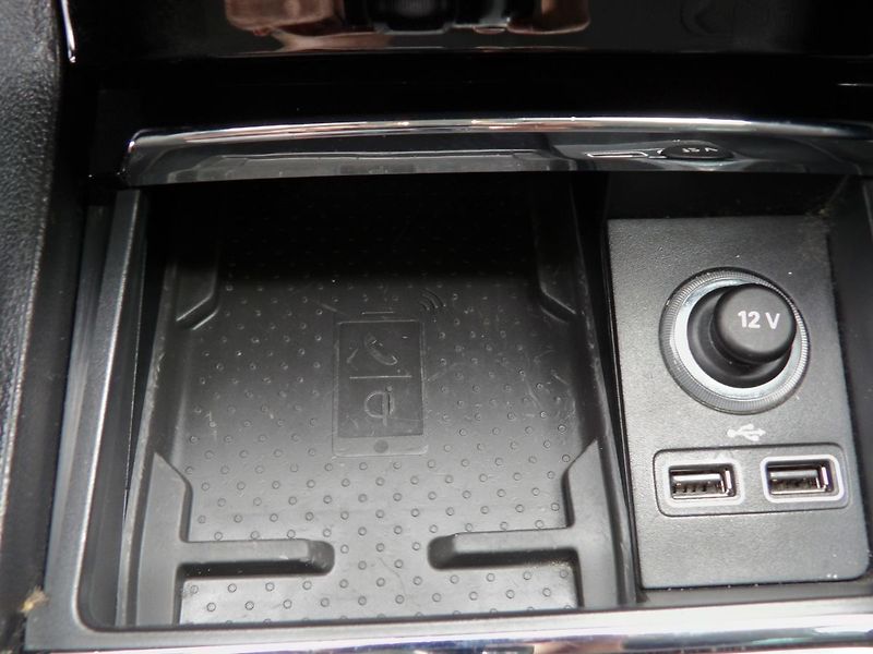 Škoda Kodiaq 1.4TSI 110kW 4x4 Tažné 360° - fotka 14 z 34