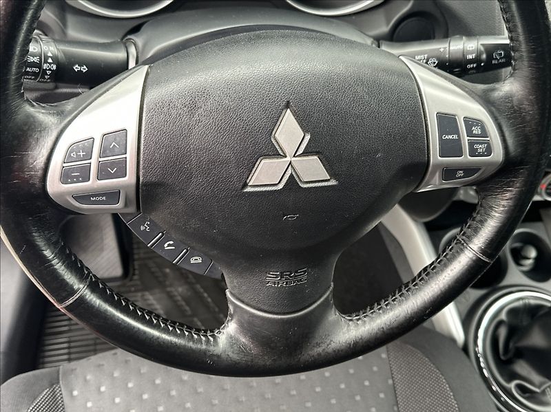 Mitsubishi ASX 1,8 DI-D 150PS  Intense 4x4 - fotka 31 z 48