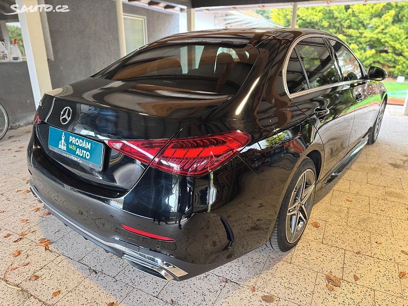 Mercedes-Benz Třídy C 300e AMG paket odpočet DPH - fotka 8 z 29