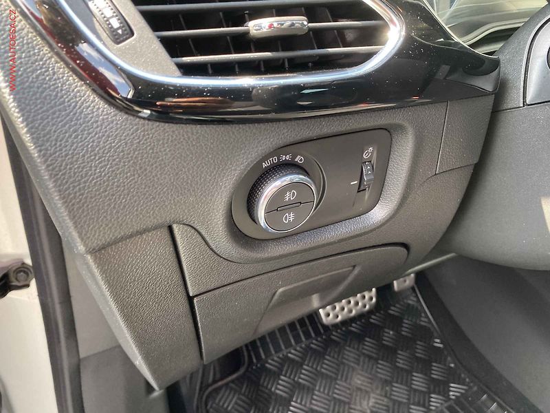 Opel Astra (2020) 1.5 CDTi, servis.kniha, AT - fotka 15 z 19