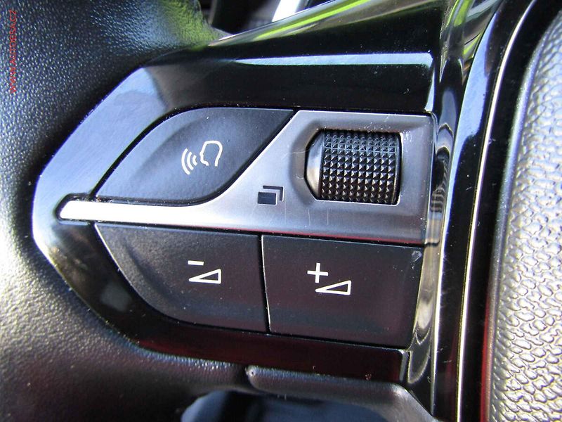 Peugeot 208 (2022) 1.2 PT, AT, STK9/28 - fotka 11 z 16