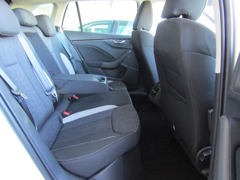 Škoda Scala (2026) Top Selection 1.0 TSI 85 kW - fotka 28 z 30
