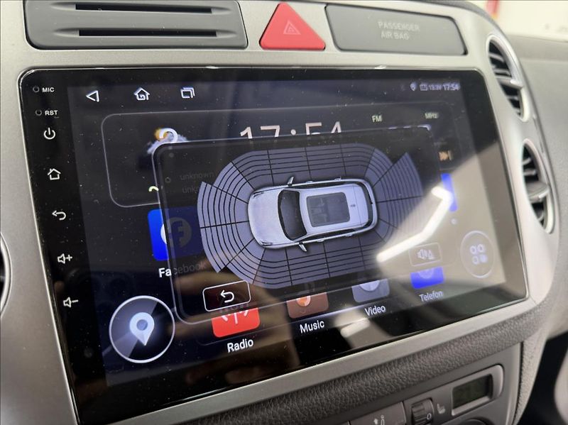 Volkswagen Tiguan 2,0 TDI,DSG 4Motion,Sport,CZ - fotka 16 z 24