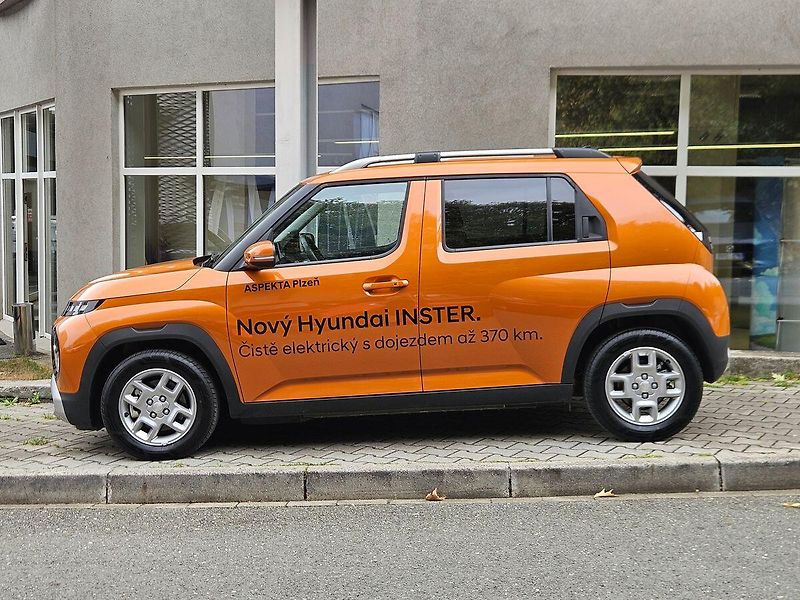 Hyundai Ostatní POWER 49kWh, Style Technology - fotka 2 z 32
