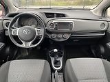 Toyota Yaris (2014) 1.0VVT-i, 2.maj,ČR, STK2/27 - náhled 8