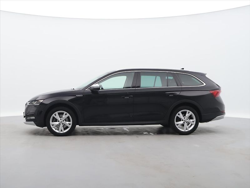 Škoda Octavia 2,0 TDI DSG Matrix Scout DPH - fotka 4 z 25