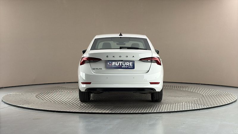 Škoda Octavia 2.0 TDI Style - fotka 5 z 25