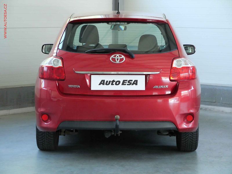 Toyota Auris (2010) 1.6VVTI, ČR, autoAC - fotka 5 z 19