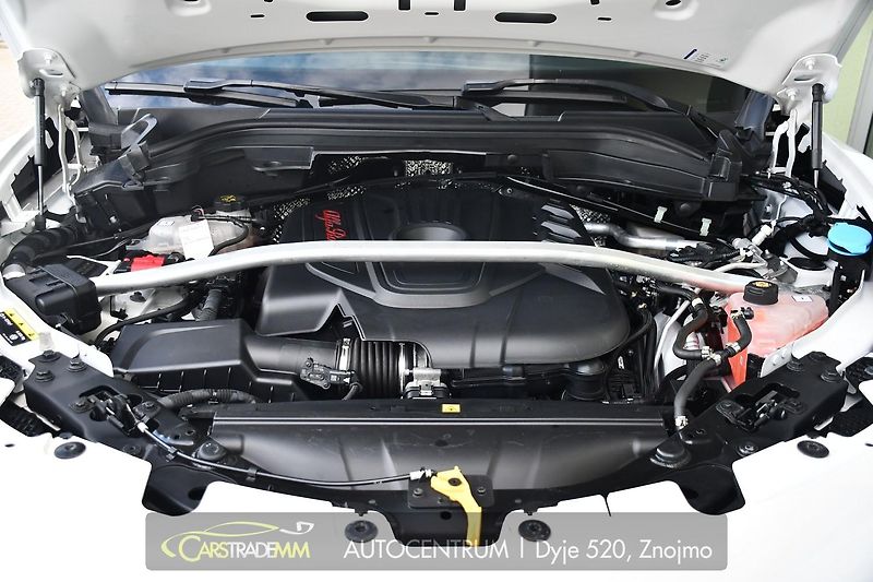 Alfa Romeo Stelvio 2,2D 154kW VELOCE AT8-Q4  - fotka 51 z 53