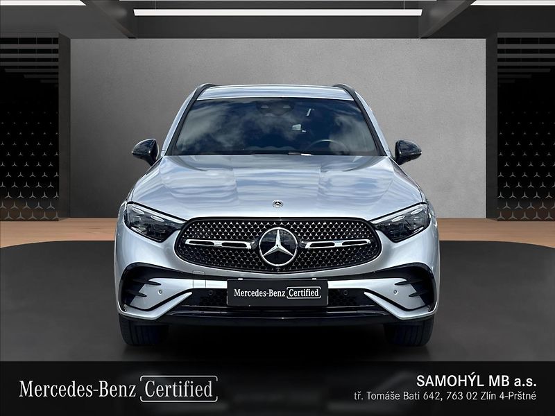 Mercedes-Benz GLC 300de 4MATIC AMG linie - fotka 8 z 13