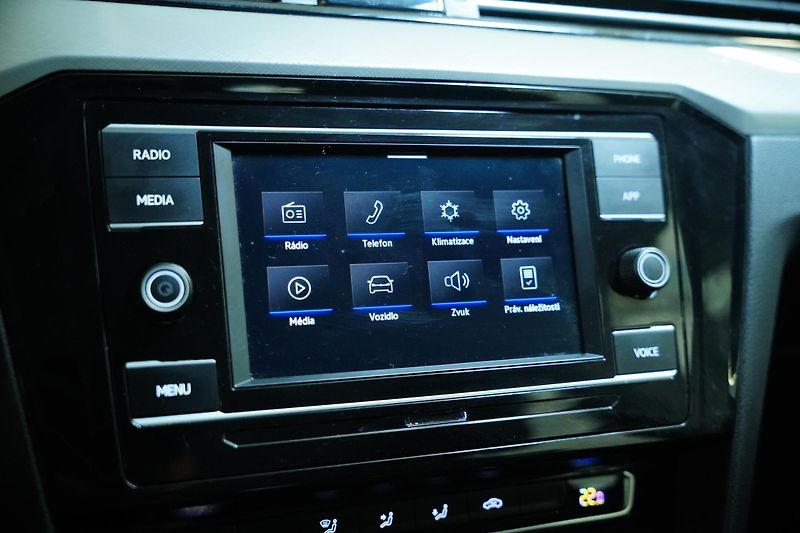 Volkswagen Passat - fotka 20 z 25