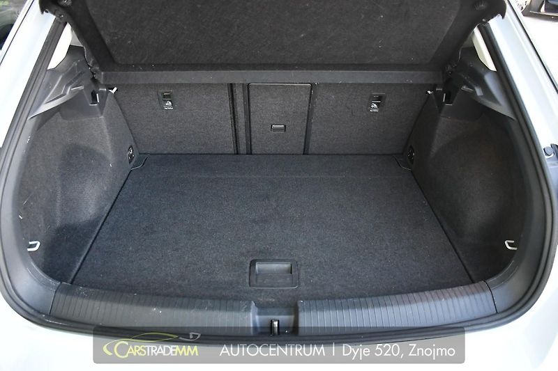 Volkswagen T-Roc 2.0TDi DSG 4M ACC LED - fotka 20 z 43