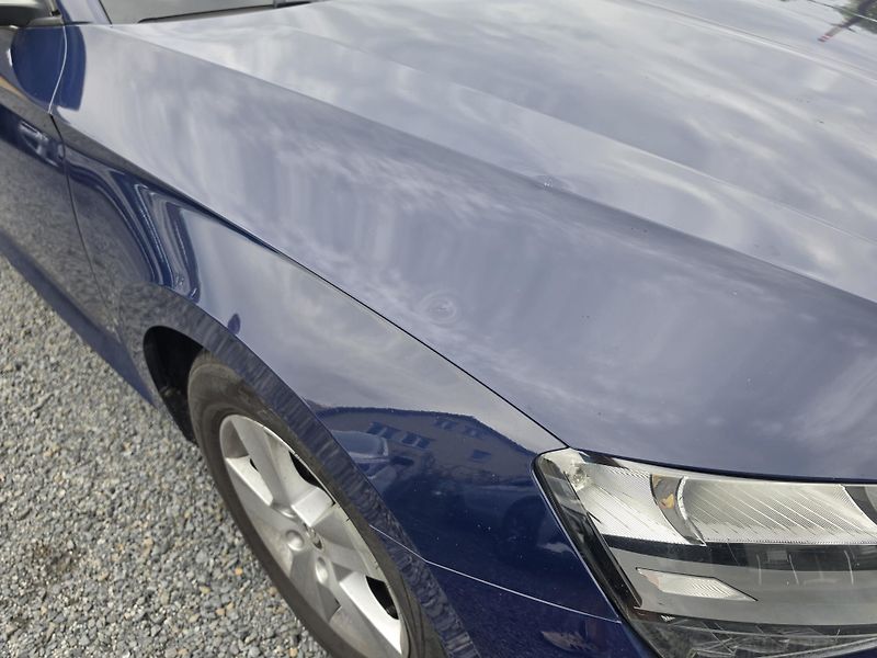 Škoda Superb 2.0TDI  - fotka 10 z 15