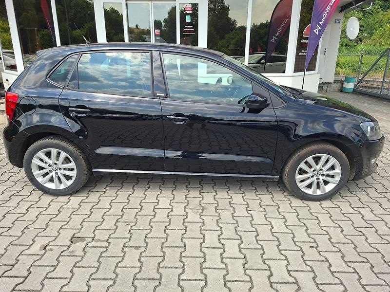 Volkswagen Polo (2012) 1.4i 63kW STYLE -VÝBAVA! - fotka 9 z 37