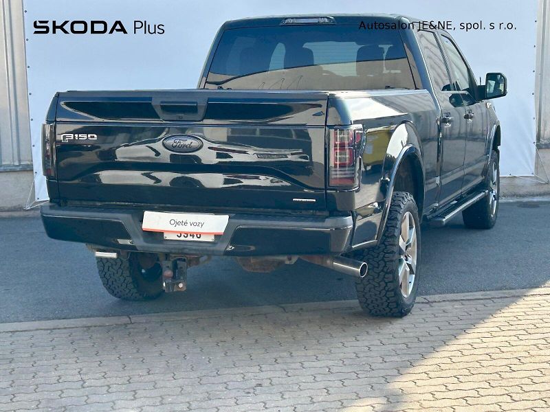 Ford F-150 (2015) XLT - fotka 2 z 20