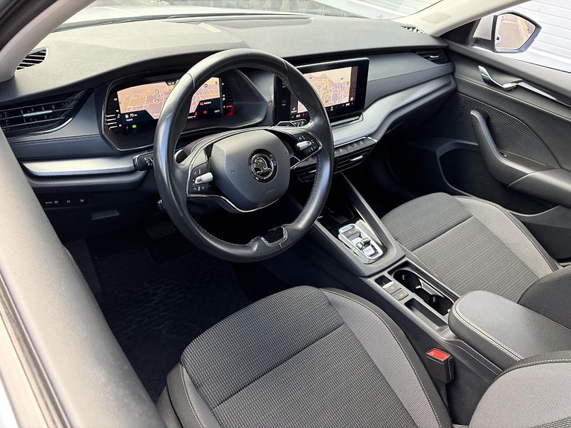 Škoda Octavia (2022) 2.0TDi DSG/BEZ NEHODY/ACC/NAVI - fotka 2 z 26