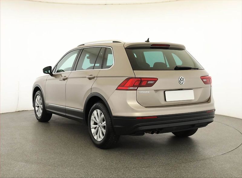 Volkswagen Tiguan (2019) Comfortline 1.5 TSI - fotka 4 z 18