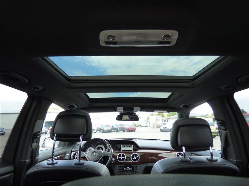 Mercedes-Benz GLK 2,1 220CDI,4Matic,AMG,7G,Bi-Xe - fotka 54 z 77
